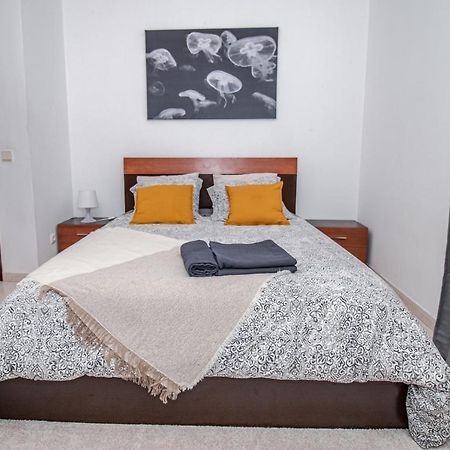 Charming Private Rooms In An Apartment A2 Penha - FAO Exterior foto