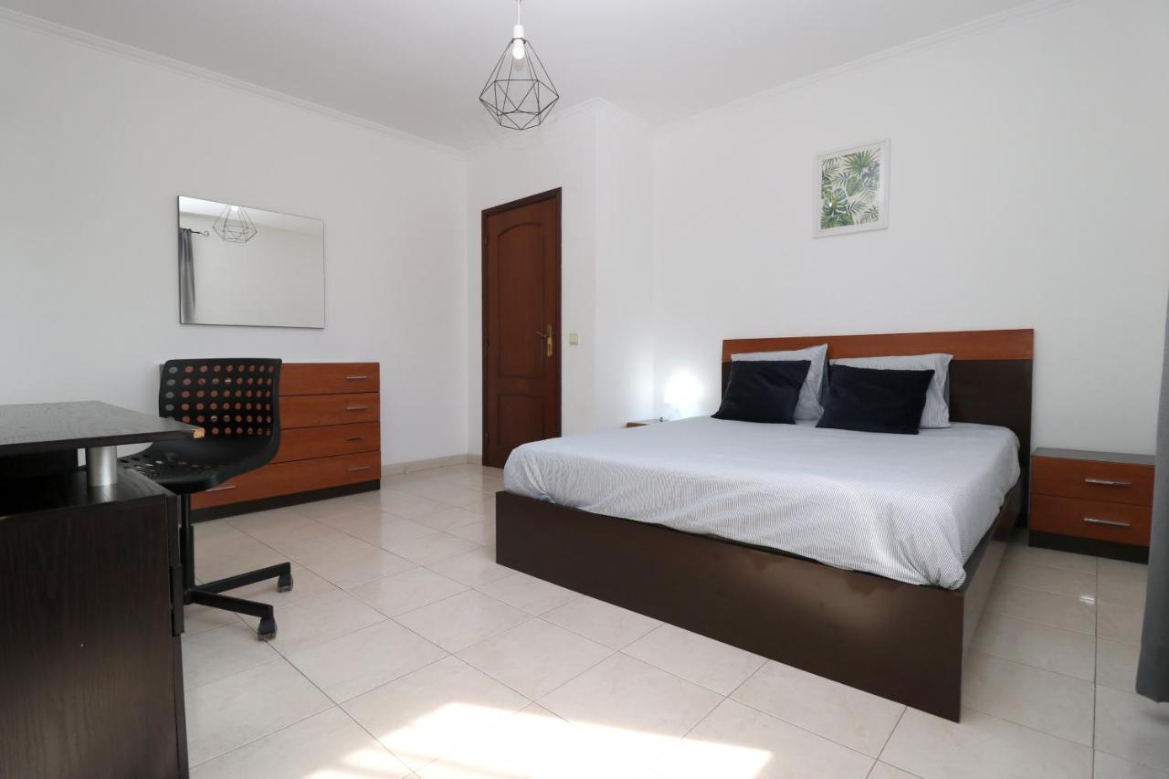 Charming Private Rooms In An Apartment A2 Penha - FAO Exterior foto