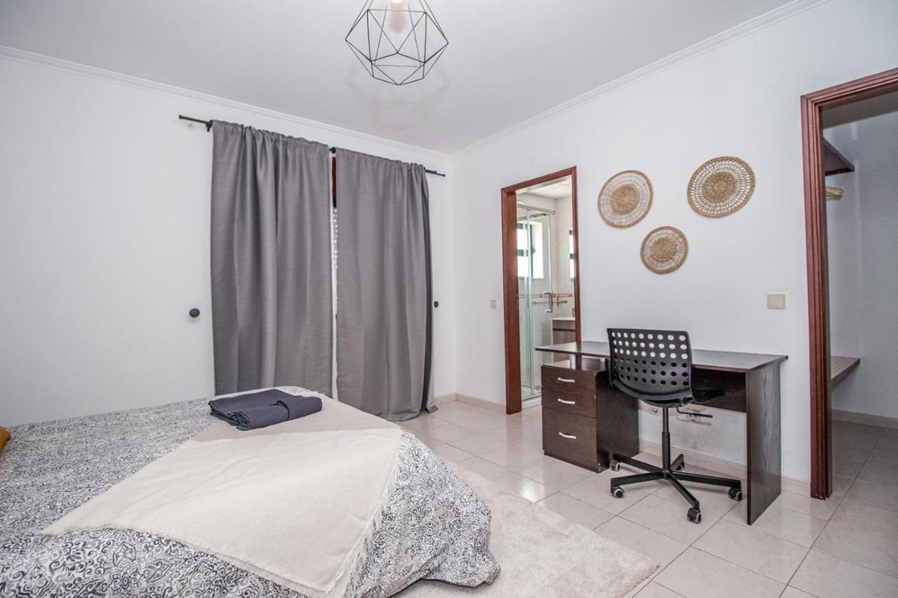 Charming Private Rooms In An Apartment A2 Penha - FAO Exterior foto