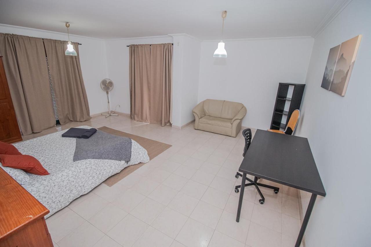 Charming Private Rooms In An Apartment A2 Penha - FAO Exterior foto